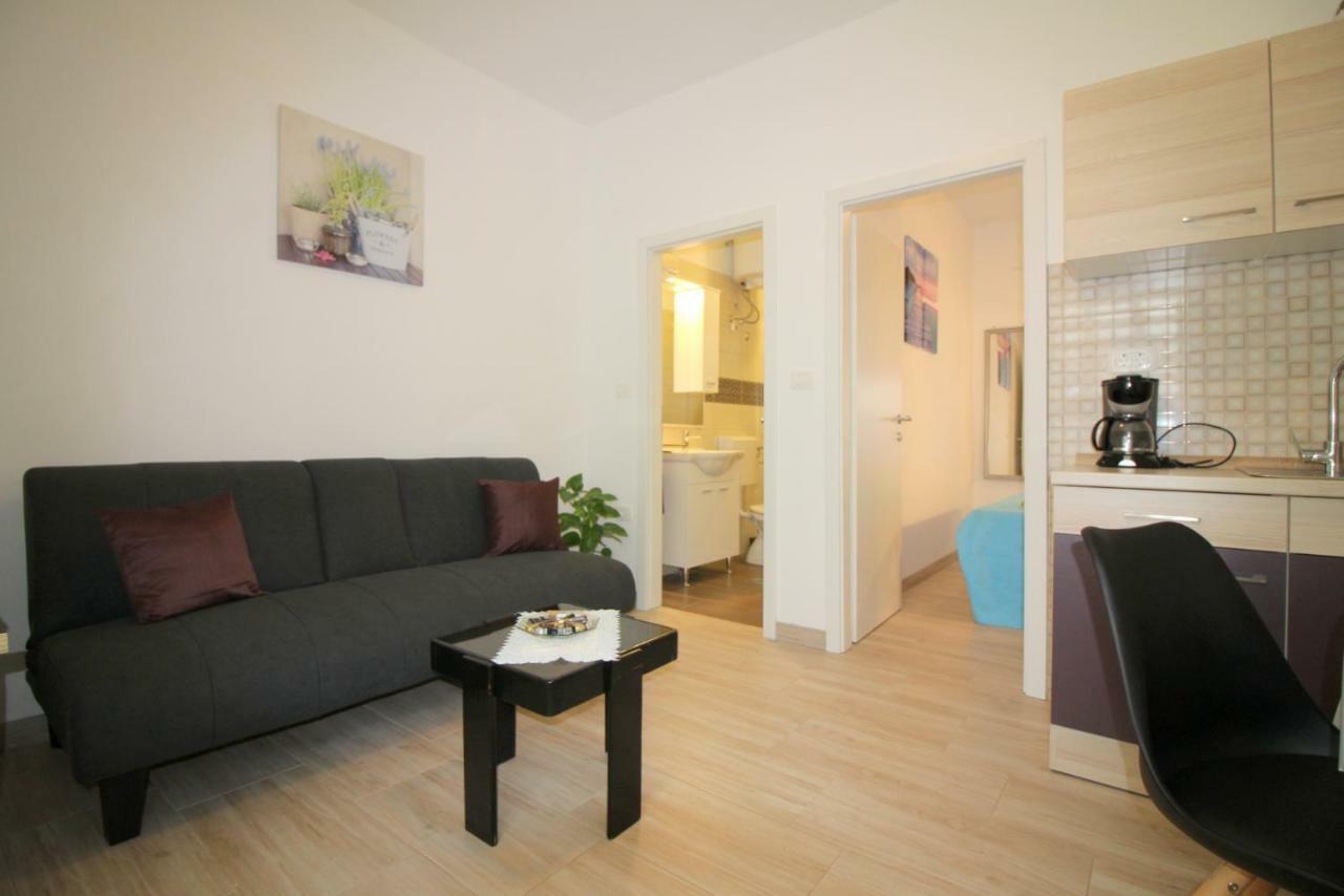 Apartment Noemi In City Center Porec Ngoại thất bức ảnh
